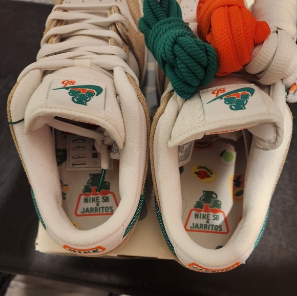 Nike SB Dunk Jarritos Size 7.5 Men's/9 Womans - Picture 8 of 9
